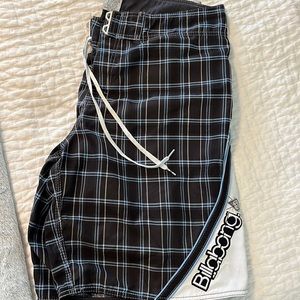 Men’s board shorts